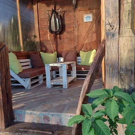 Etno Kompleks Orahovac - Vajat Lastavica Arandjelovac